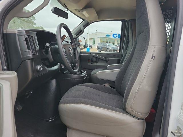 GMC Savana G2500 Cargo 2024