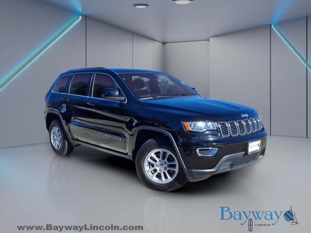 Jeep Grand Cherokee Laredo 4WD 2020