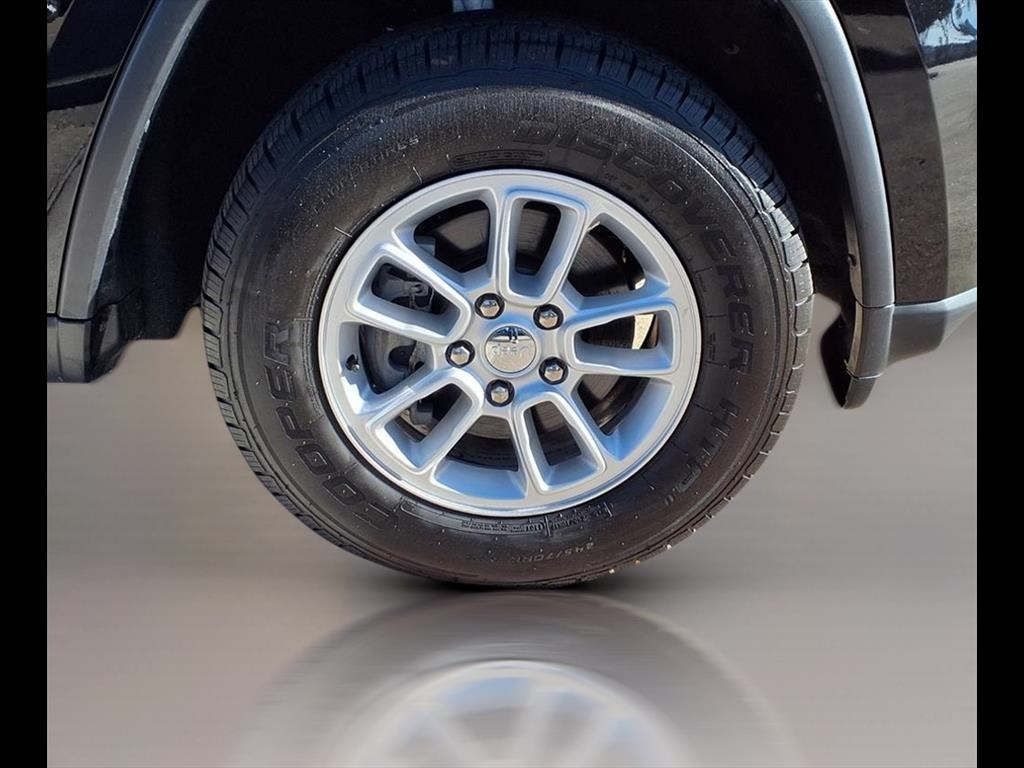 Jeep Grand Cherokee Laredo 4WD 2020