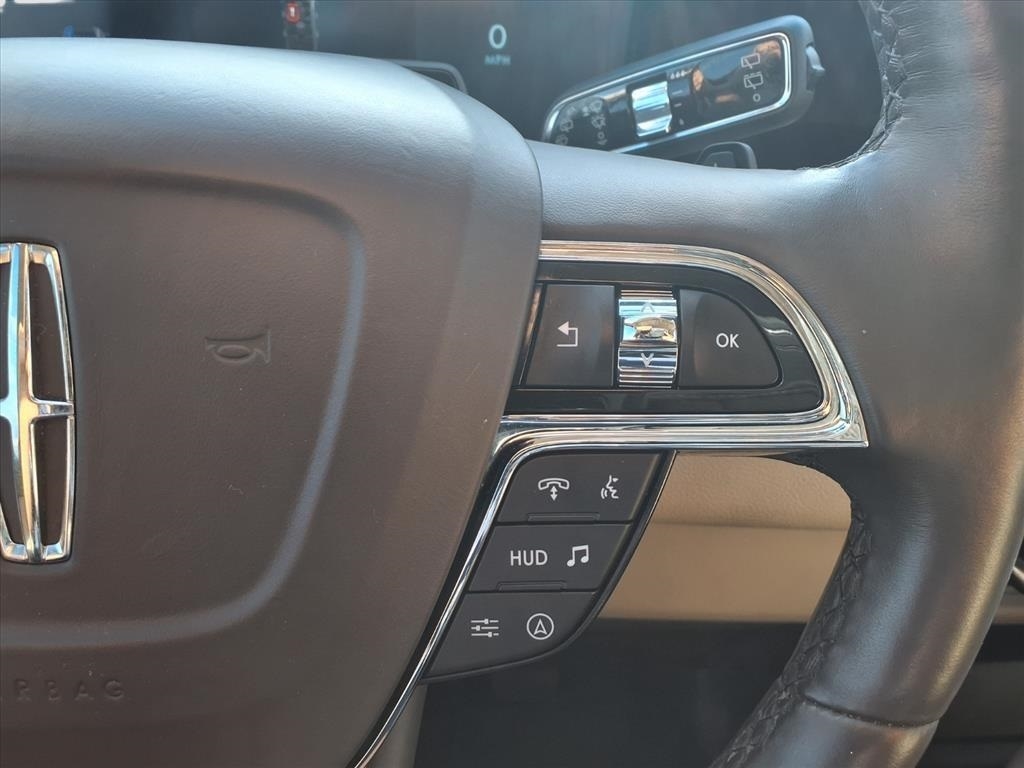 Lincoln Navigator L Reserve 4WD 2023
