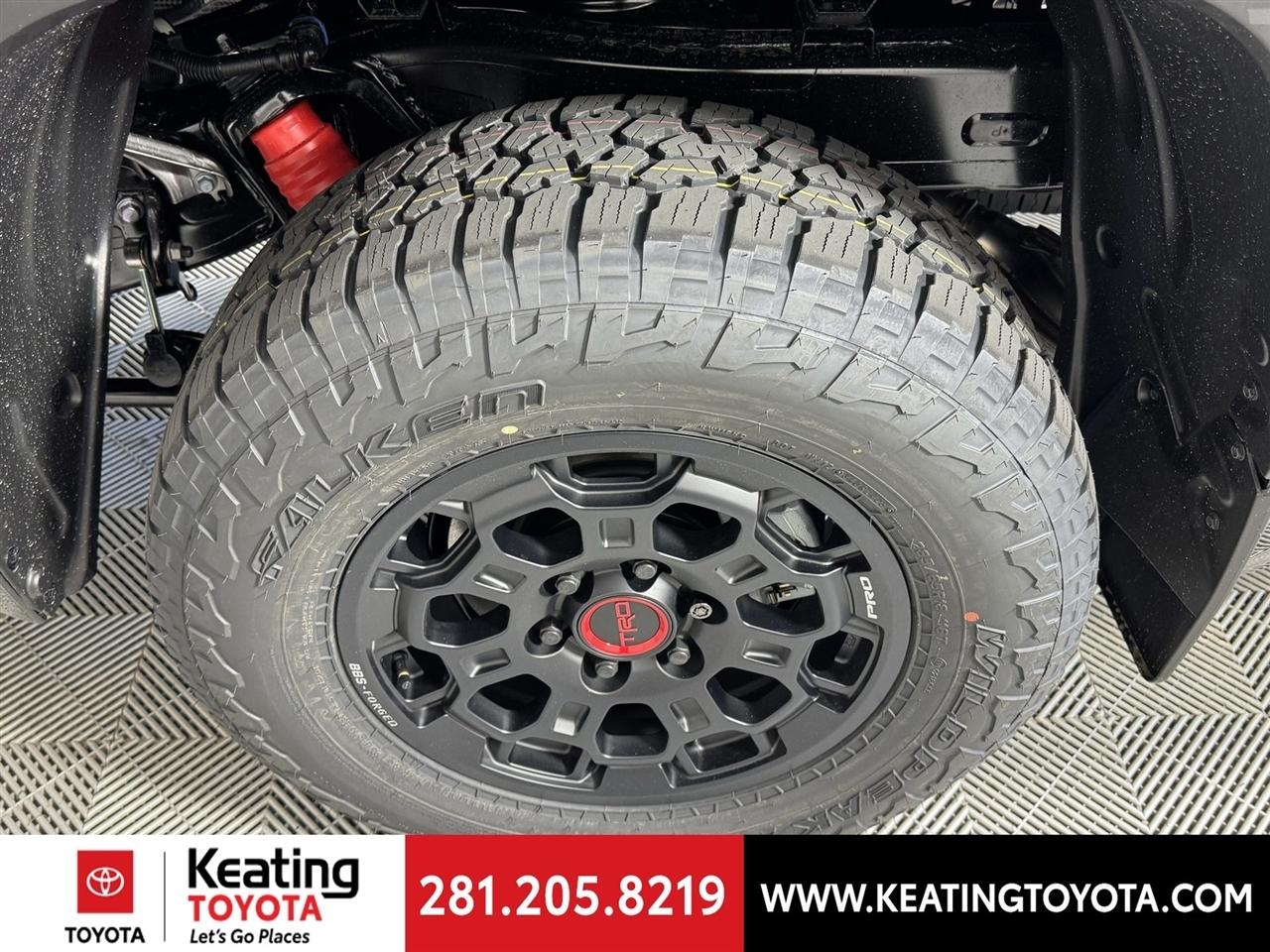 Toyota Tundra TRD PRO CrewMax 4WD Hybrid 2026