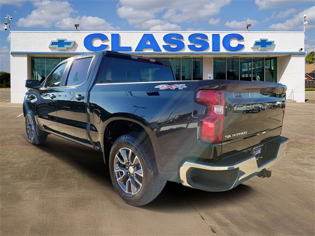 Chevrolet Silverado 1500 LT-L Crew Cab 4WD 2023