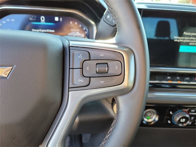 Chevrolet Silverado 1500 LT-L Crew Cab 4WD 2023