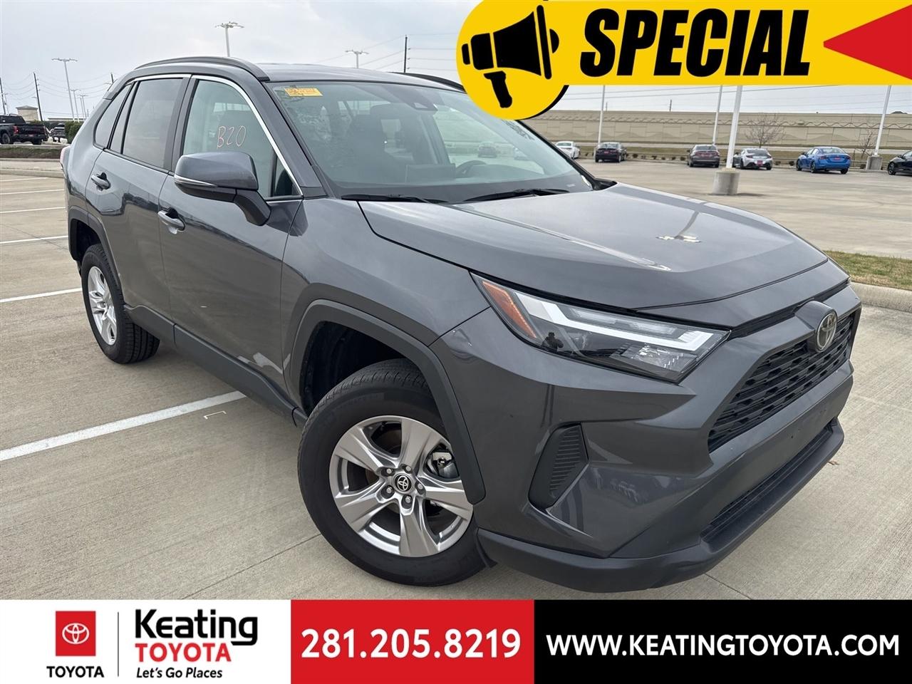 Toyota RAV4 XLE 2025