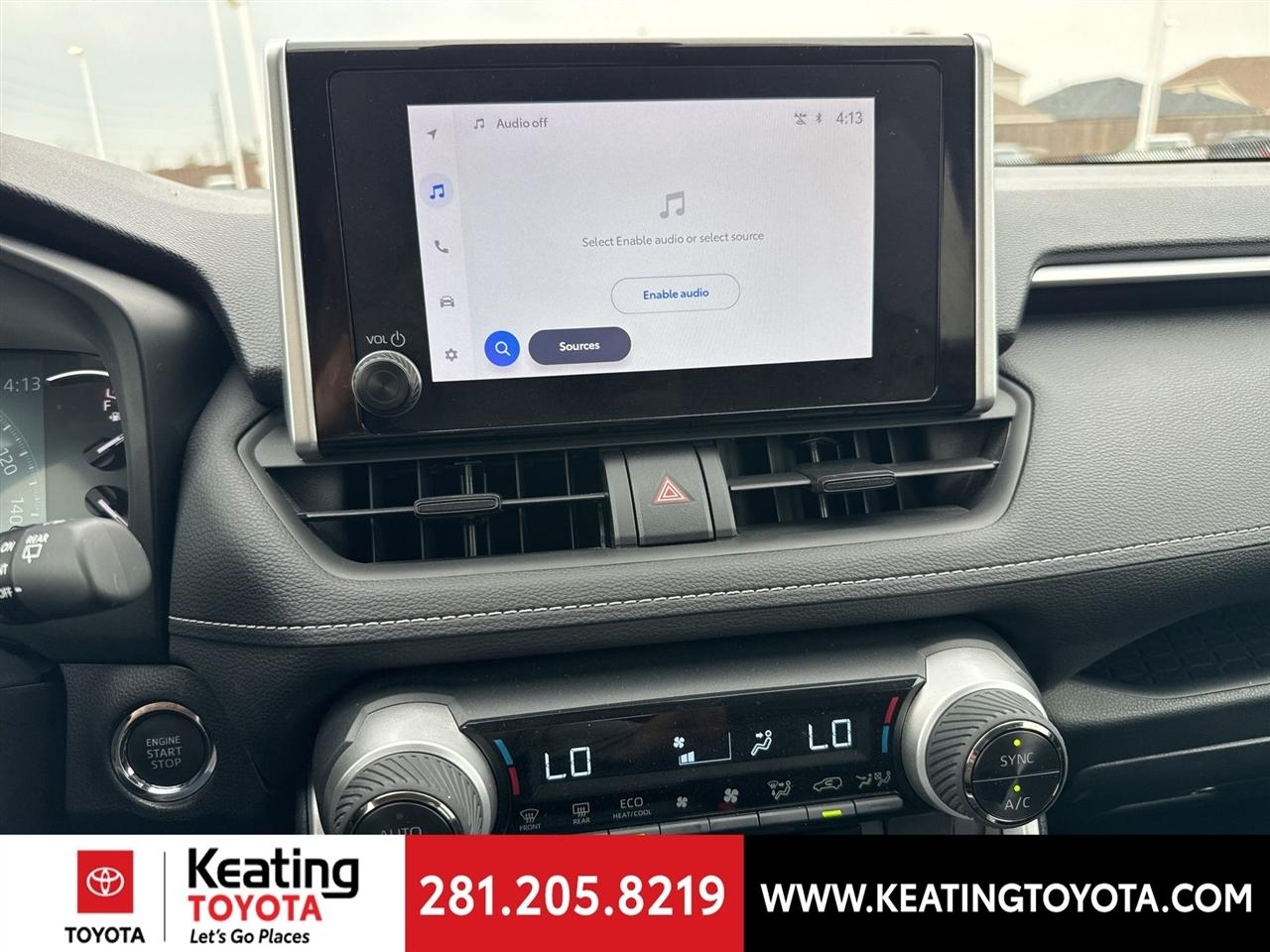 Toyota RAV4 XLE 2025