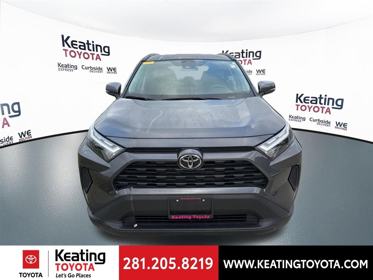 Toyota RAV4 XLE 2025