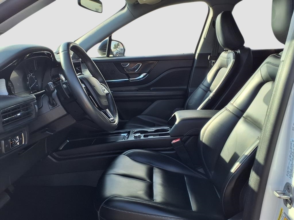 Lincoln Corsair Base 2021