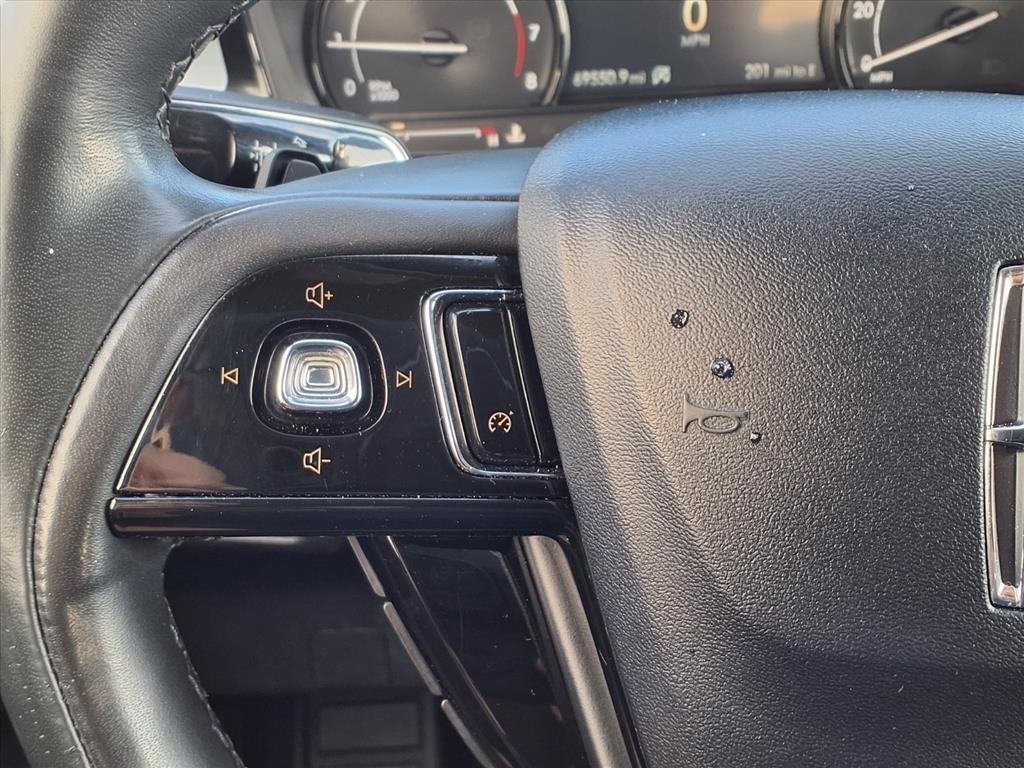 Lincoln Corsair Base 2021