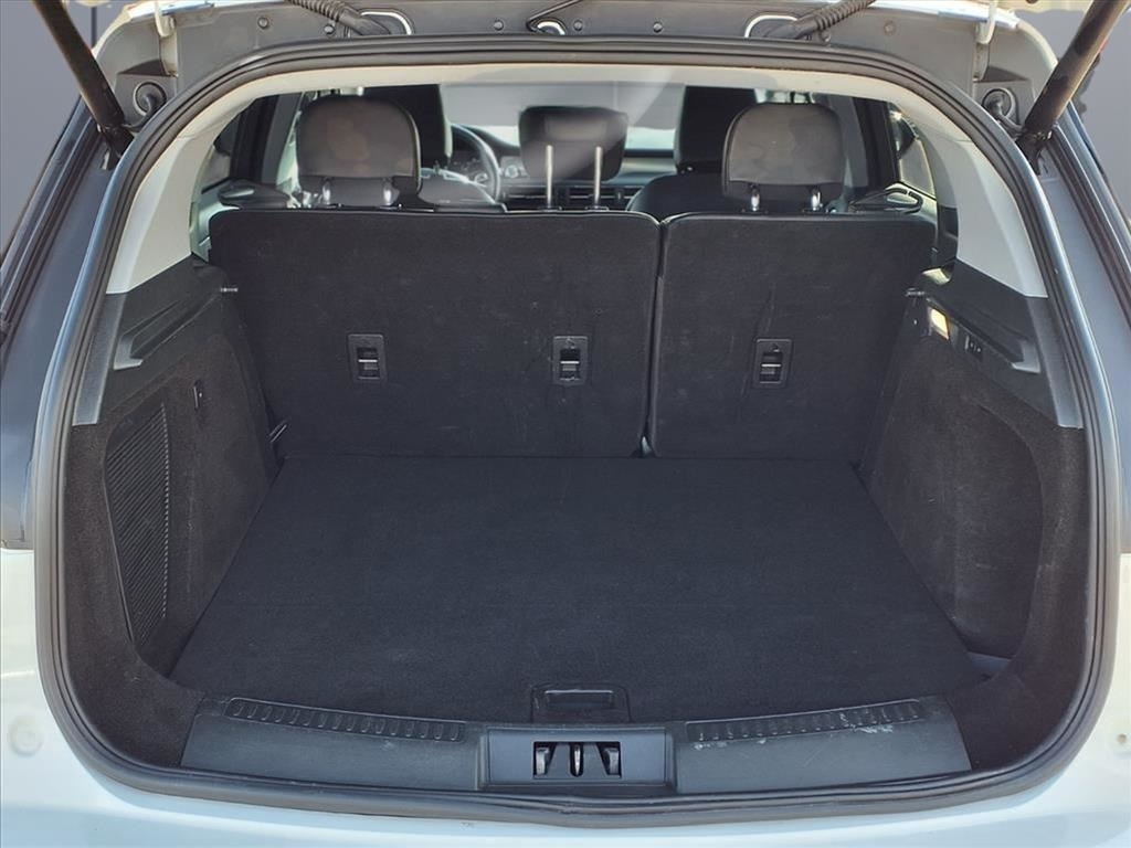 Lincoln Corsair Base 2021