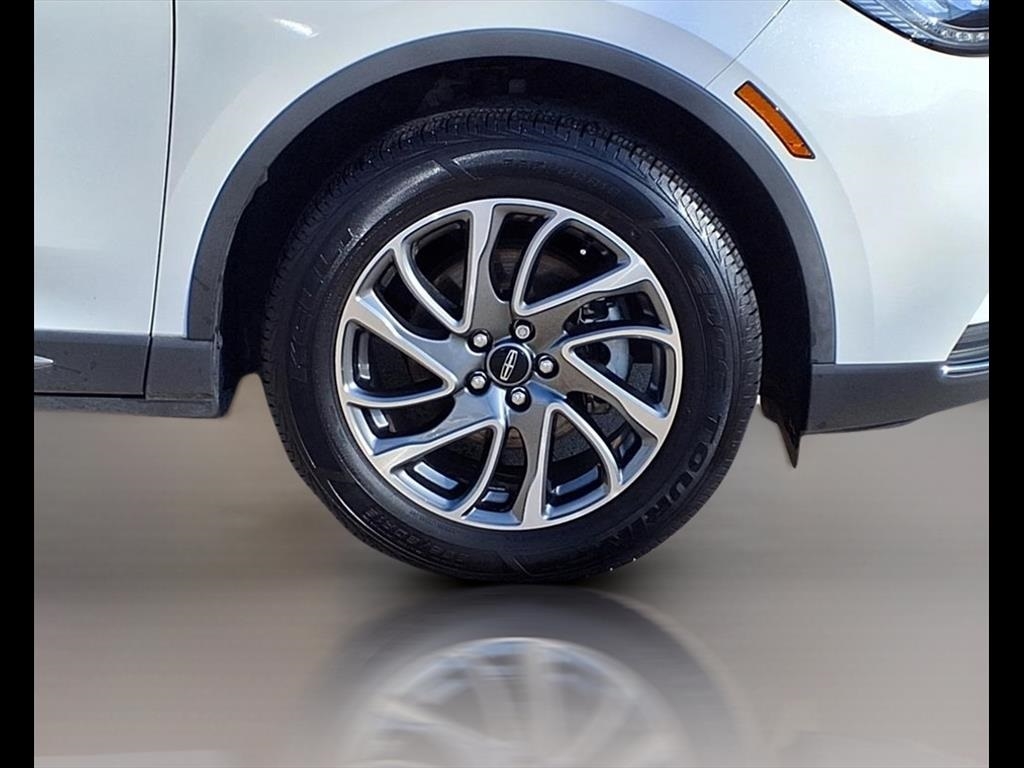 Lincoln Corsair Base 2021