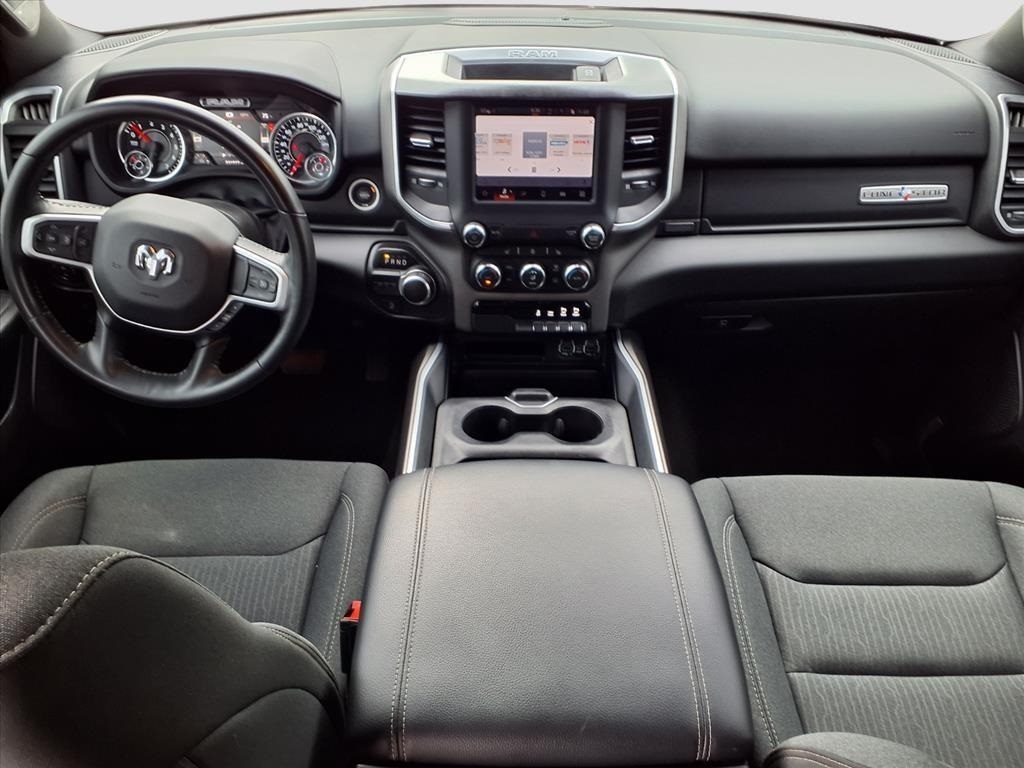 RAM 1500 Big Horn Crew Cab SWB 2WD 2022