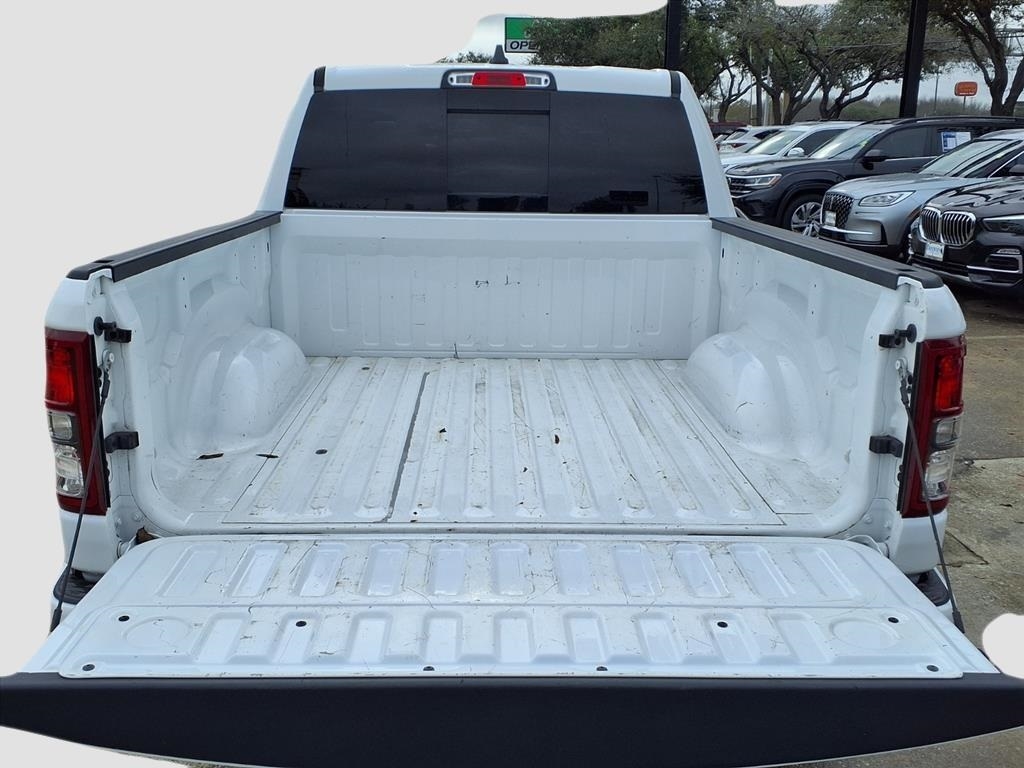 RAM 1500 Big Horn Crew Cab SWB 2WD 2022