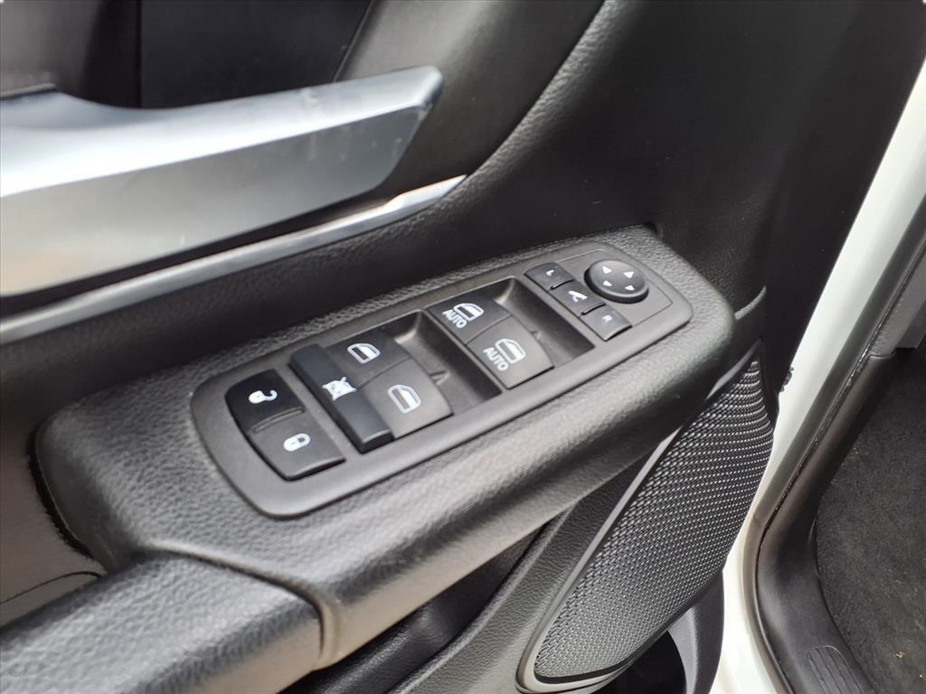 RAM 1500 Big Horn Crew Cab SWB 2WD 2022