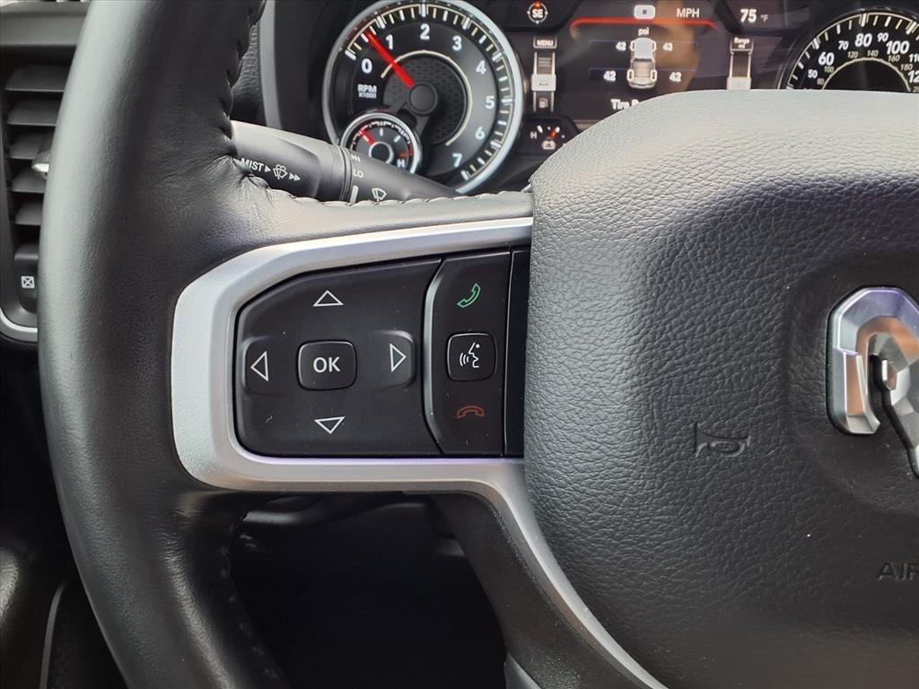 RAM 1500 Big Horn Crew Cab SWB 2WD 2022