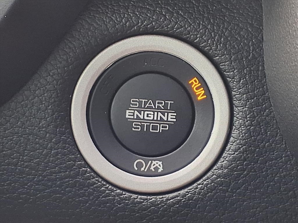 RAM 1500 Big Horn Crew Cab SWB 2WD 2022