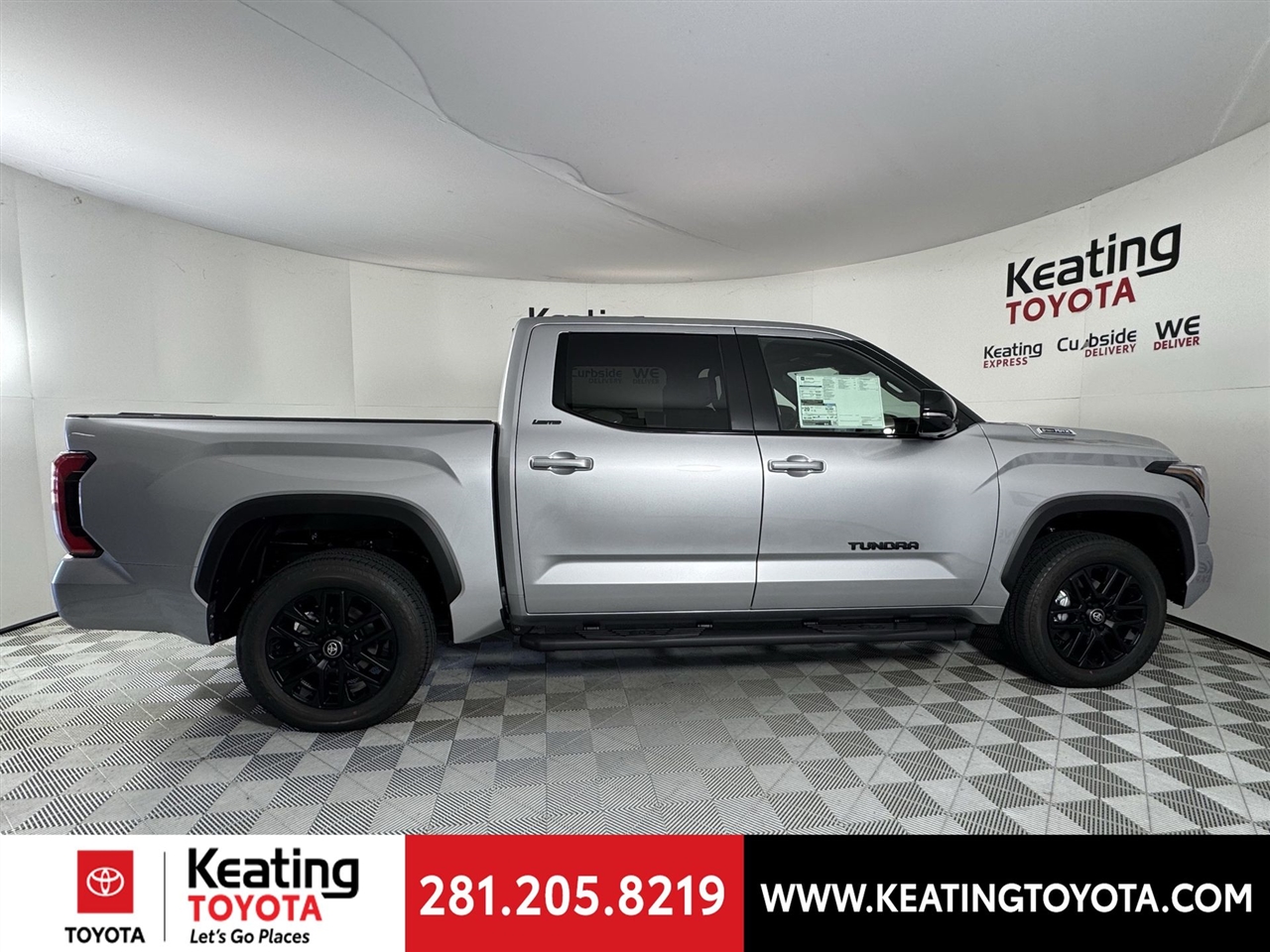 Toyota Tundra Limited CrewMax 4WD Hybrid 2026