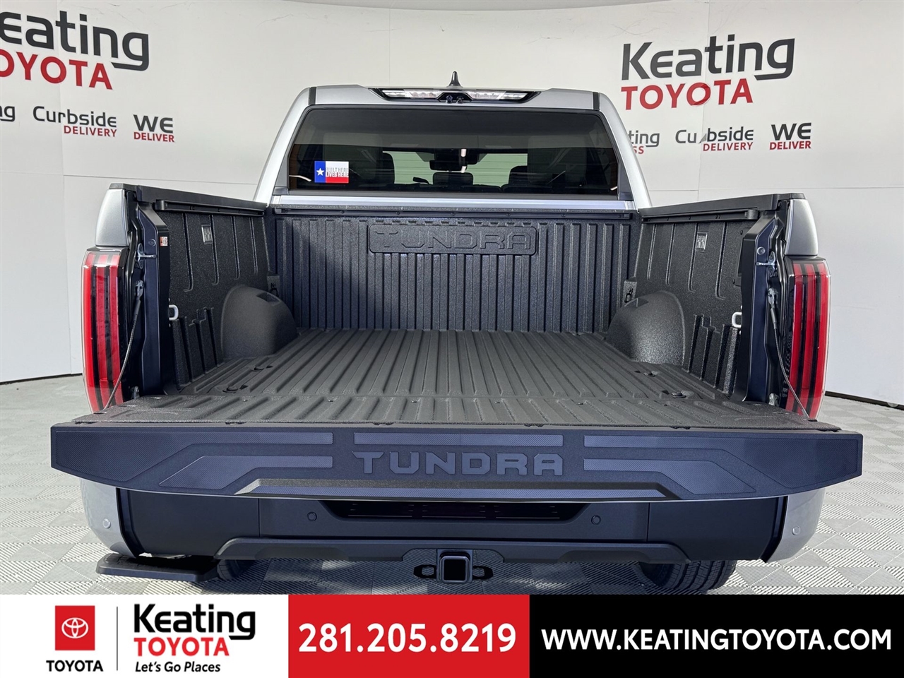 Toyota Tundra Limited CrewMax 4WD Hybrid 2026