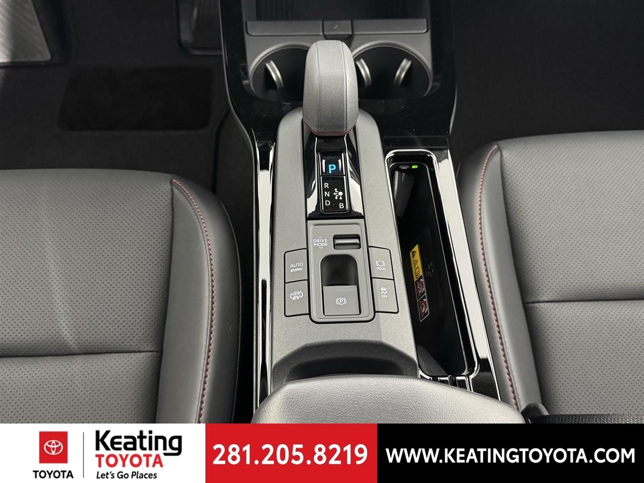 Toyota Prius Plug-In Hybrid XSE Premium 2026