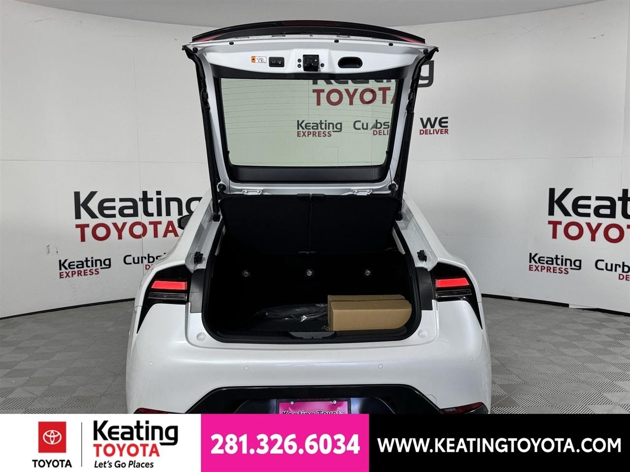 Toyota Prius Plug-In Hybrid XSE Premium 2026