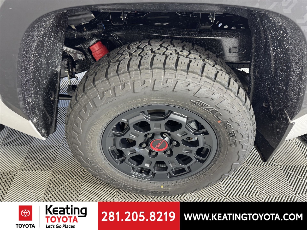 Toyota Tundra TRD PRO CrewMax 4WD Hybrid 2026