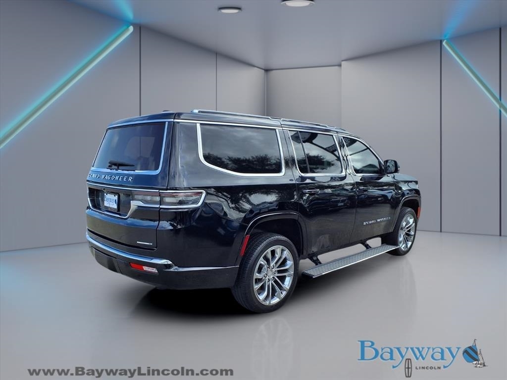 Jeep Grand Wagoneer Series II 4WD 2023