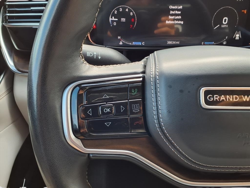 Jeep Grand Wagoneer Series II 4WD 2023