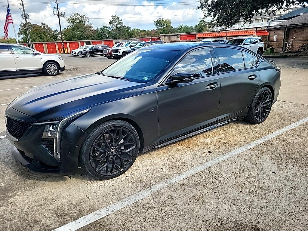Cadillac CT5 Sport 2025