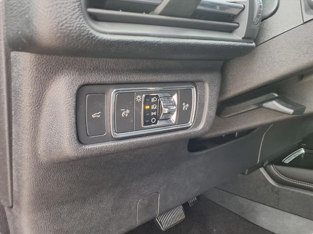 Lincoln Corsair Base 2022