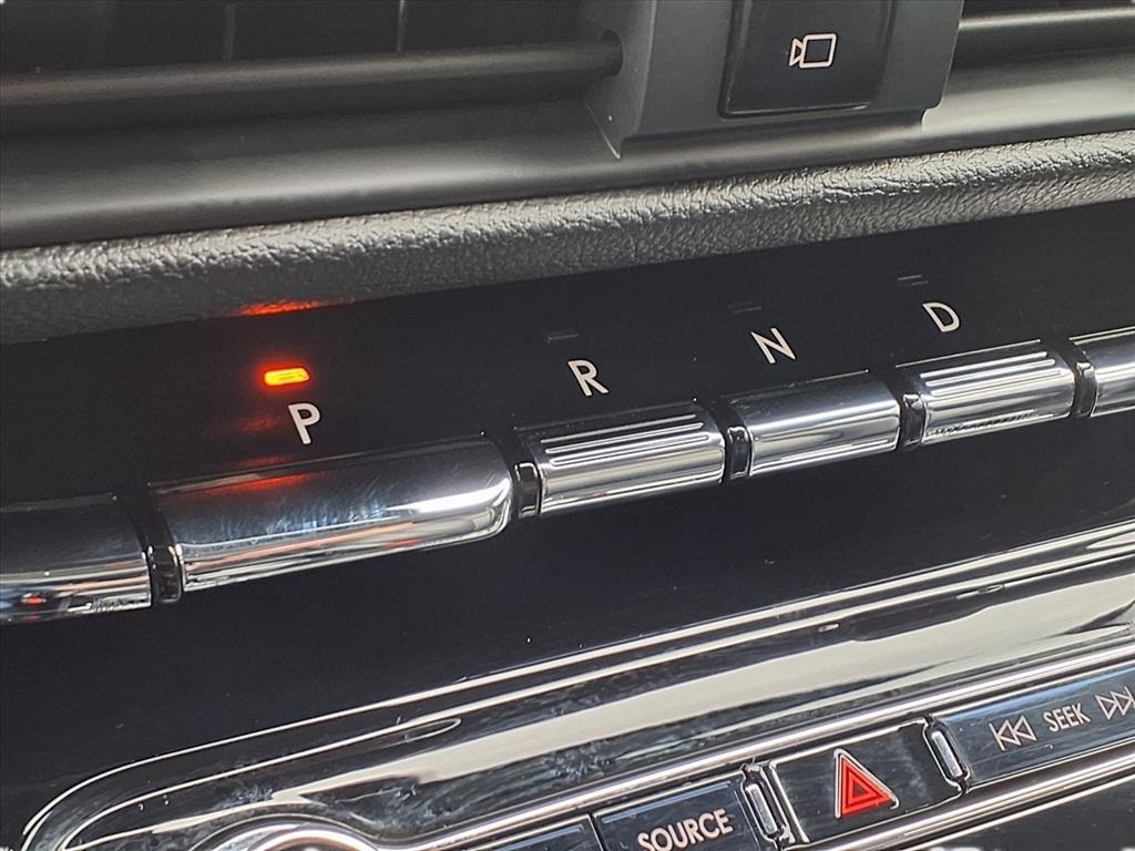 Lincoln Corsair Base 2022