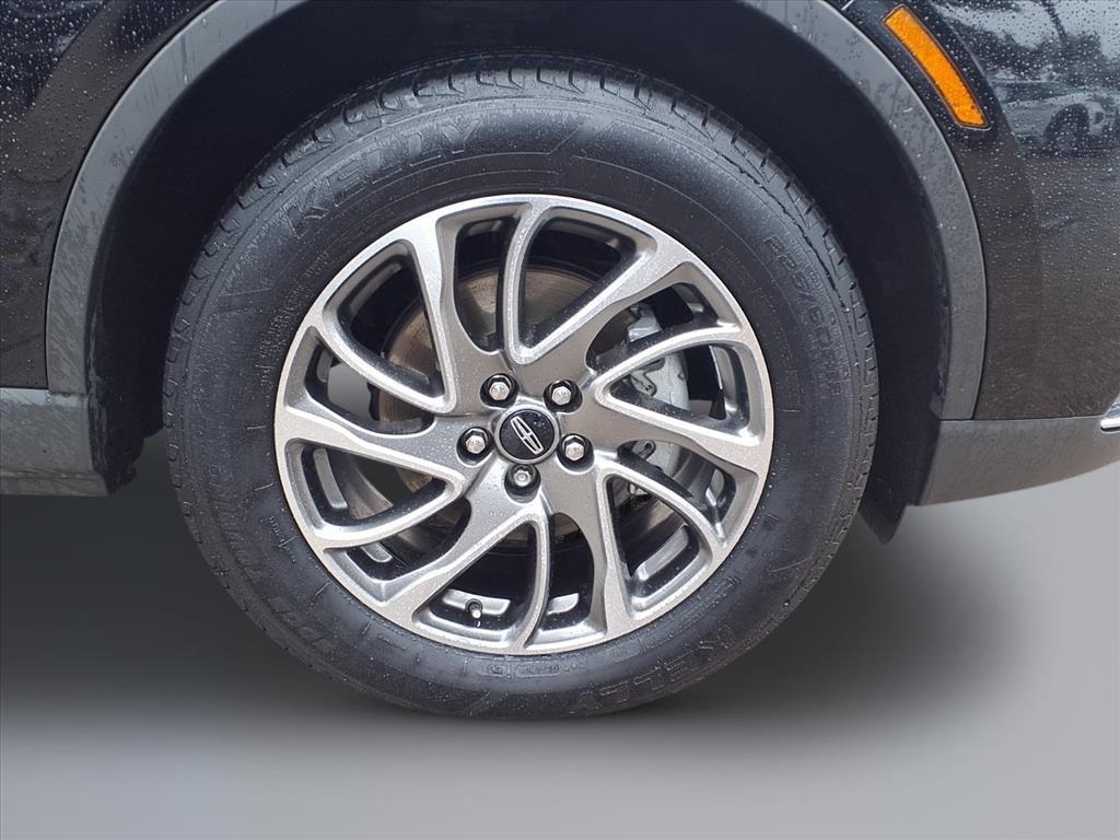 Lincoln Corsair Base 2022