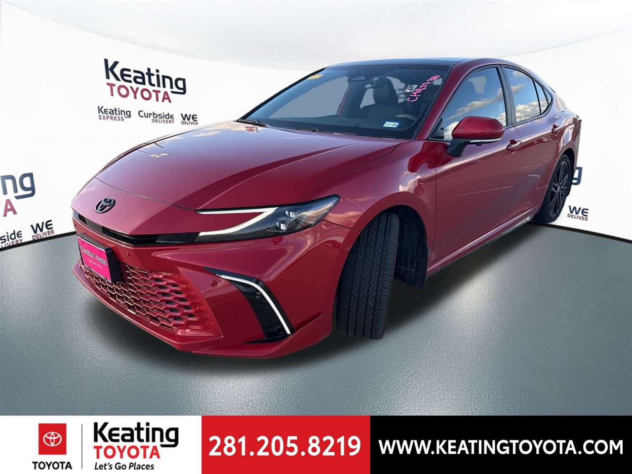 Toyota Camry Hybrid SE AWD 2025