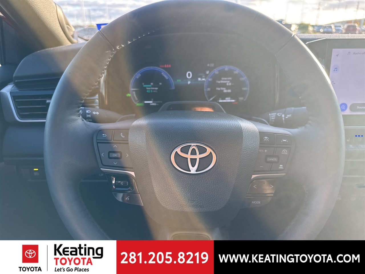 Toyota Camry Hybrid SE AWD 2025