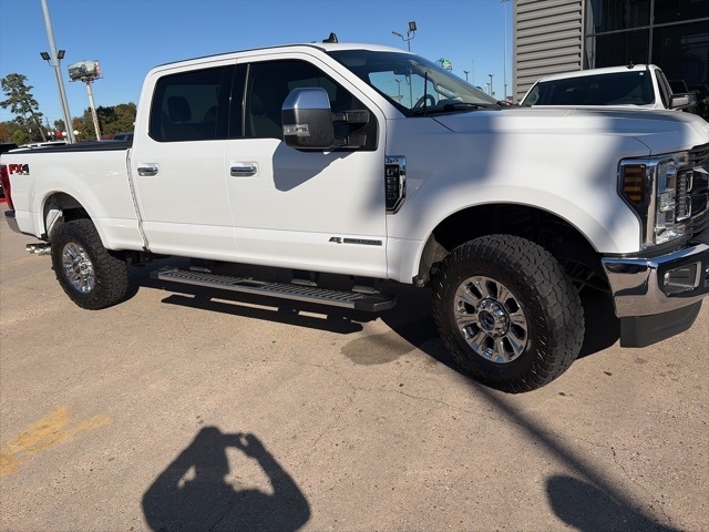 Ford F-250 SD XLT Crew Cab 4WD 2019