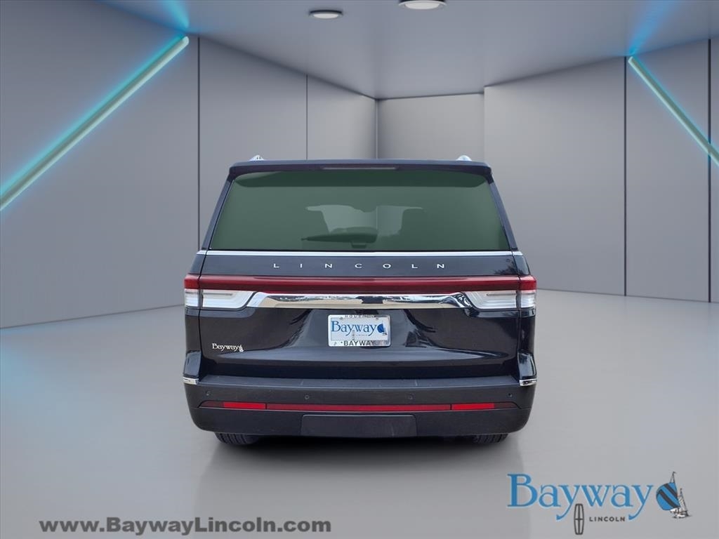 Lincoln Navigator Reserve 2024