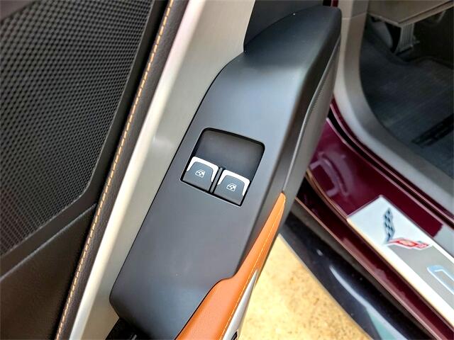 Chevrolet Corvette 2LT Coupe Automatic 2017