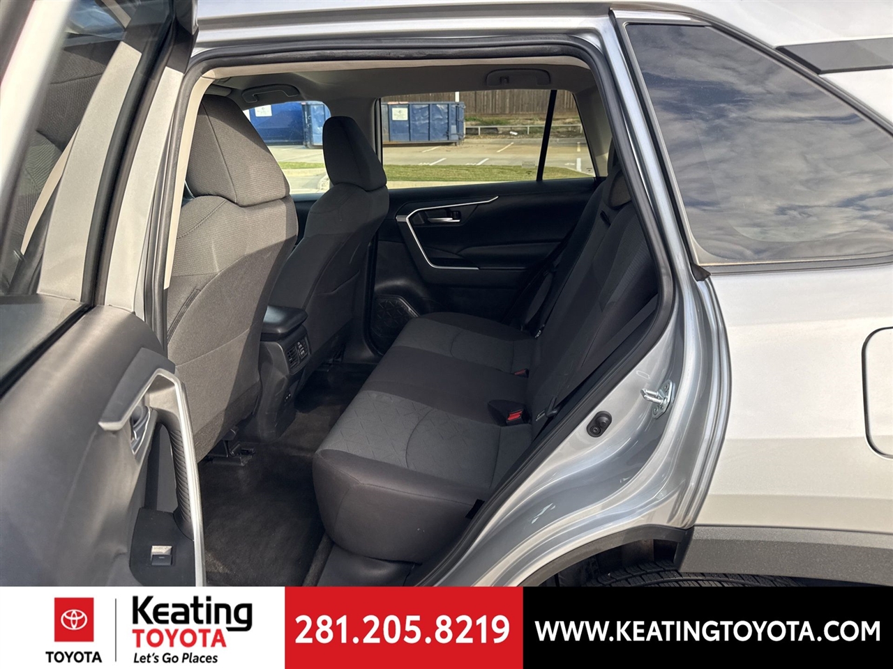 Toyota RAV4 XLE 2023