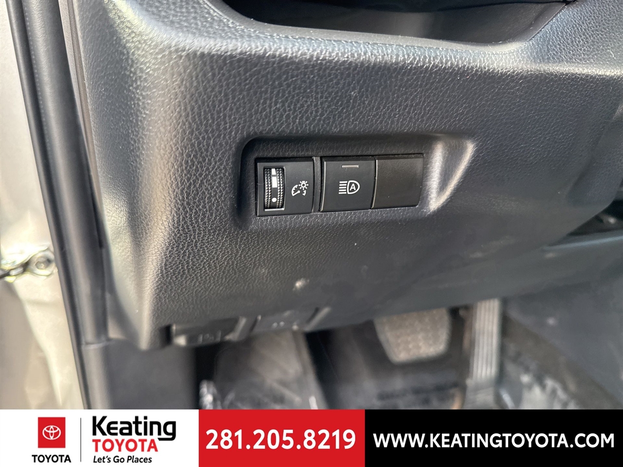 Toyota RAV4 XLE 2023