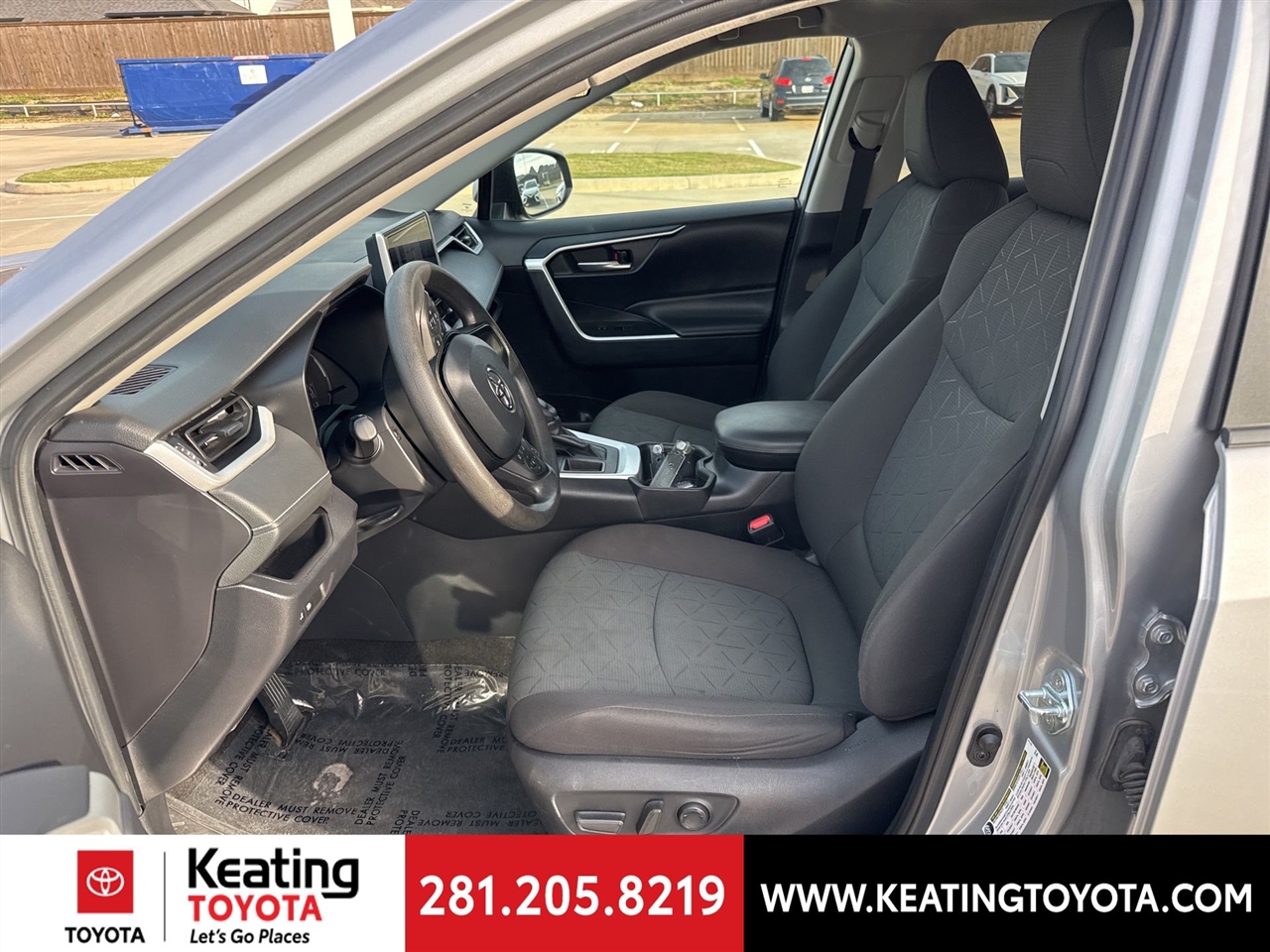 Toyota RAV4 XLE 2023