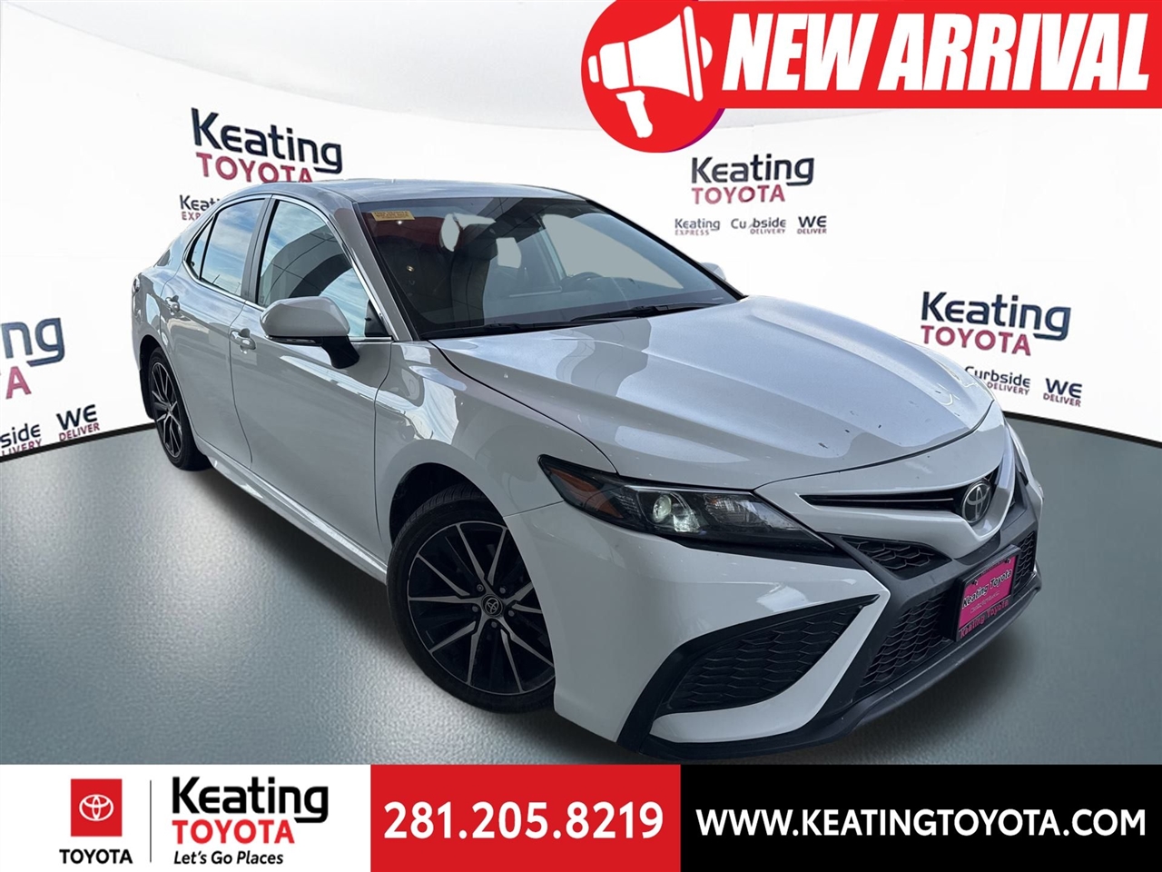 Toyota Camry SE 2024