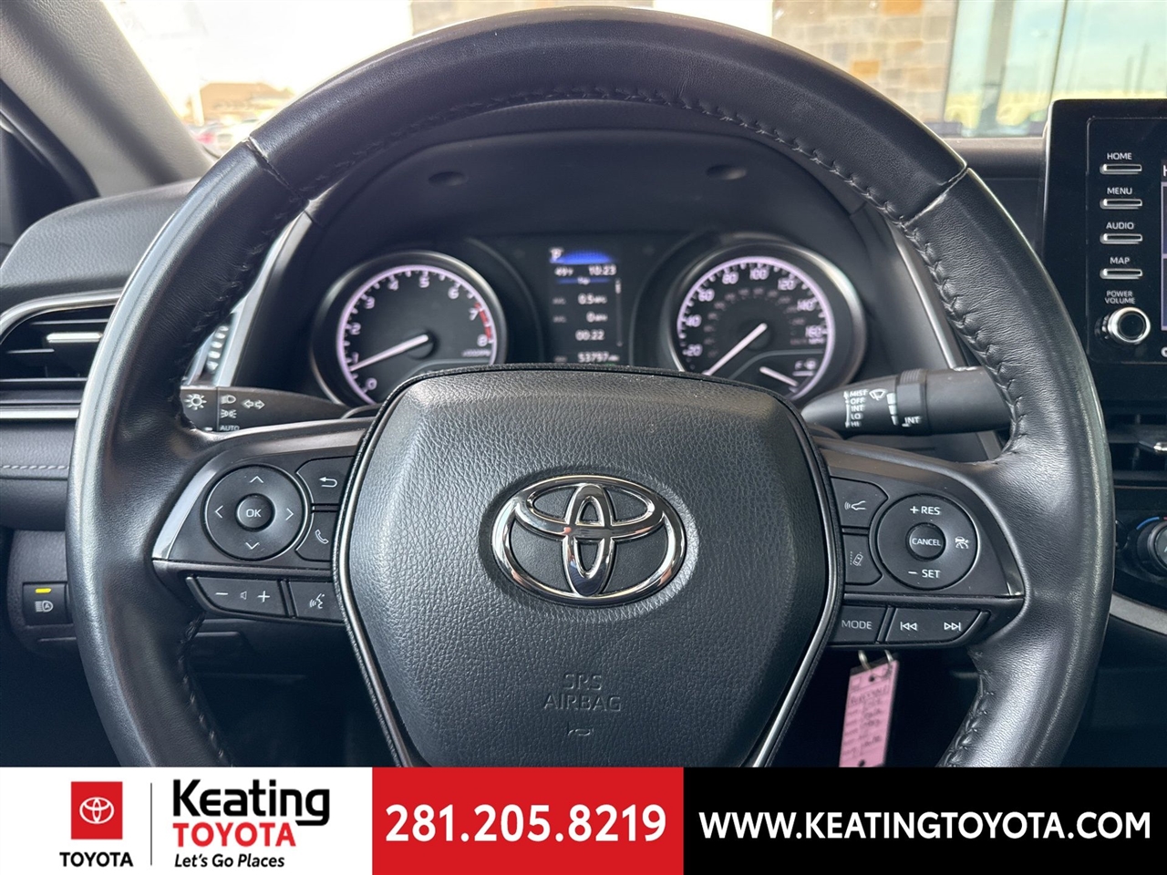 Toyota Camry SE 2024