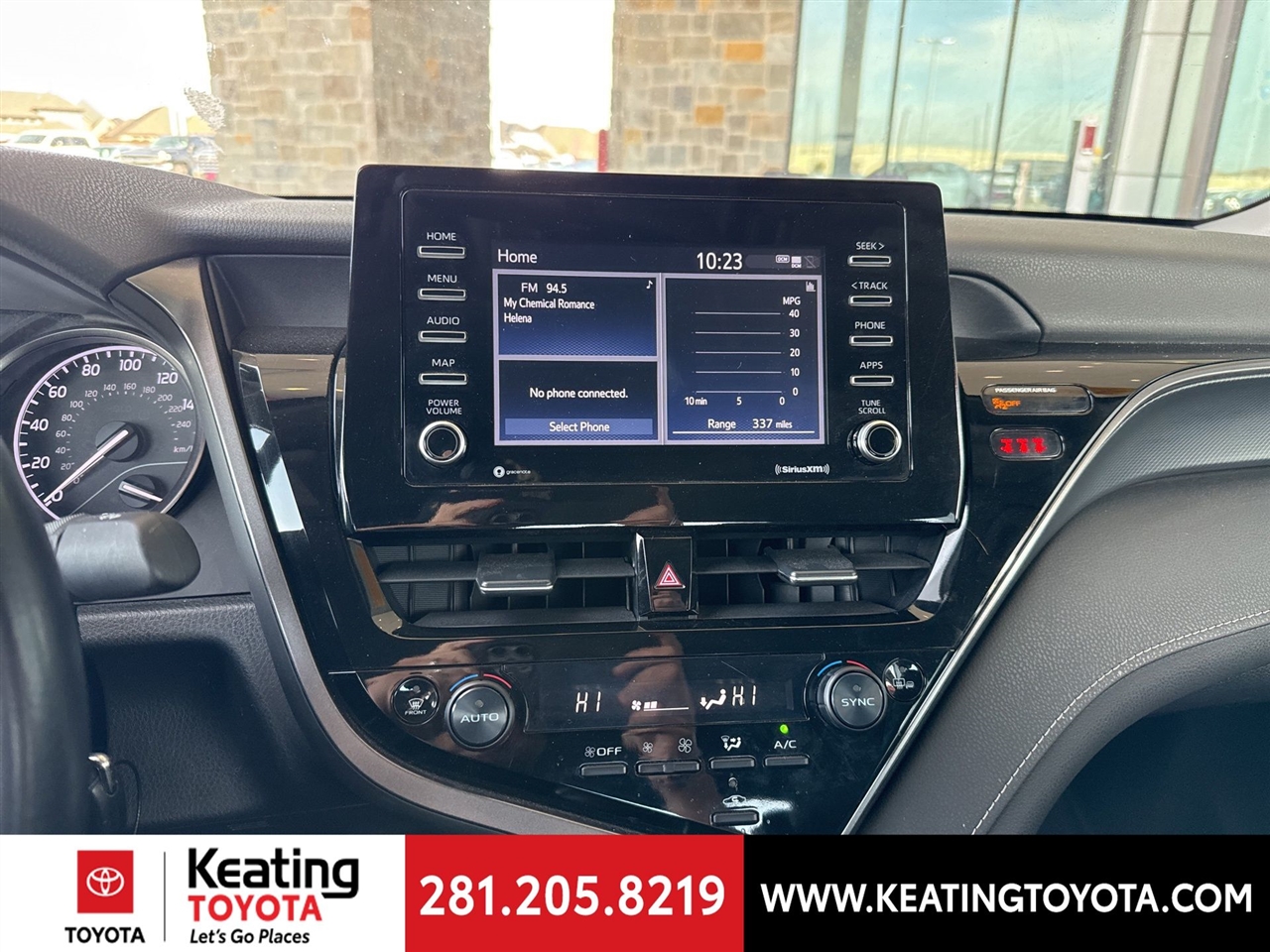 Toyota Camry SE 2024