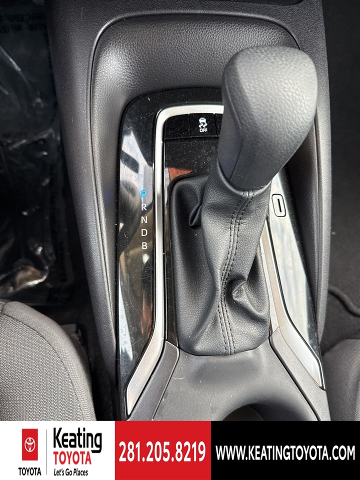 Toyota Corolla LE 2025