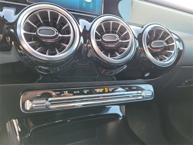 Mercedes-Benz CLA-Class CLA250 4MATIC 2023