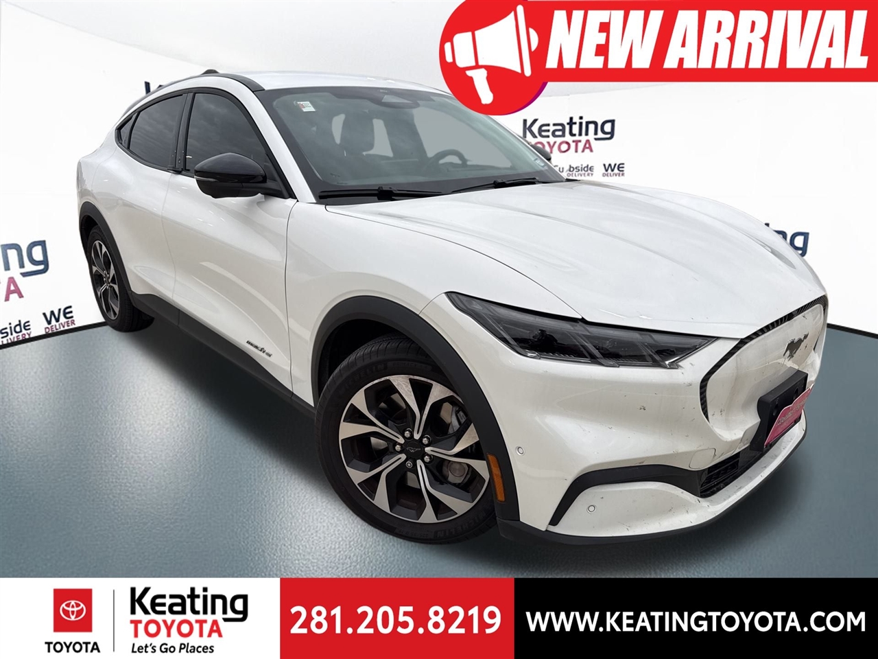 Ford Mustang Mach-E Select 2024