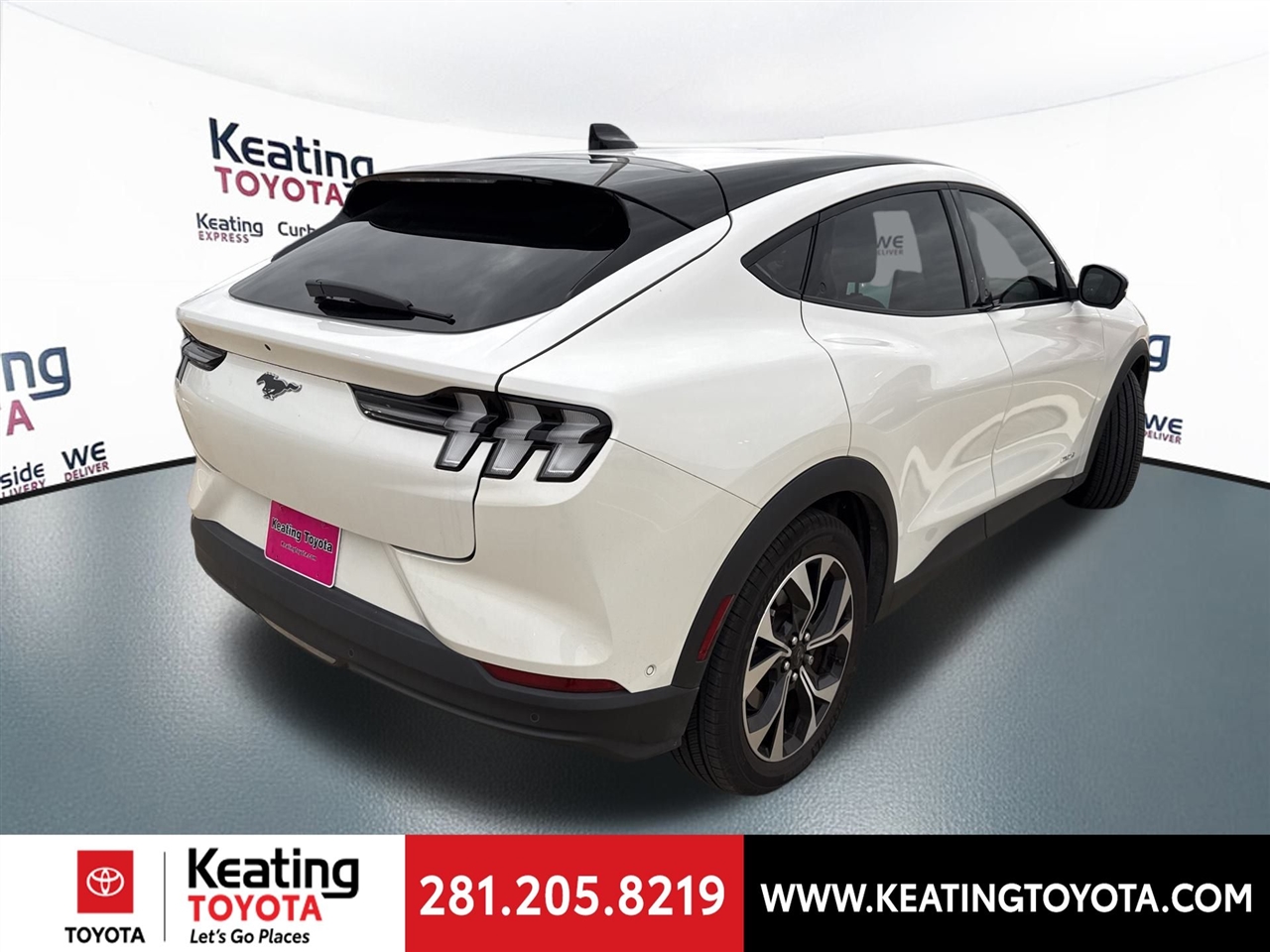 Ford Mustang Mach-E Select 2024