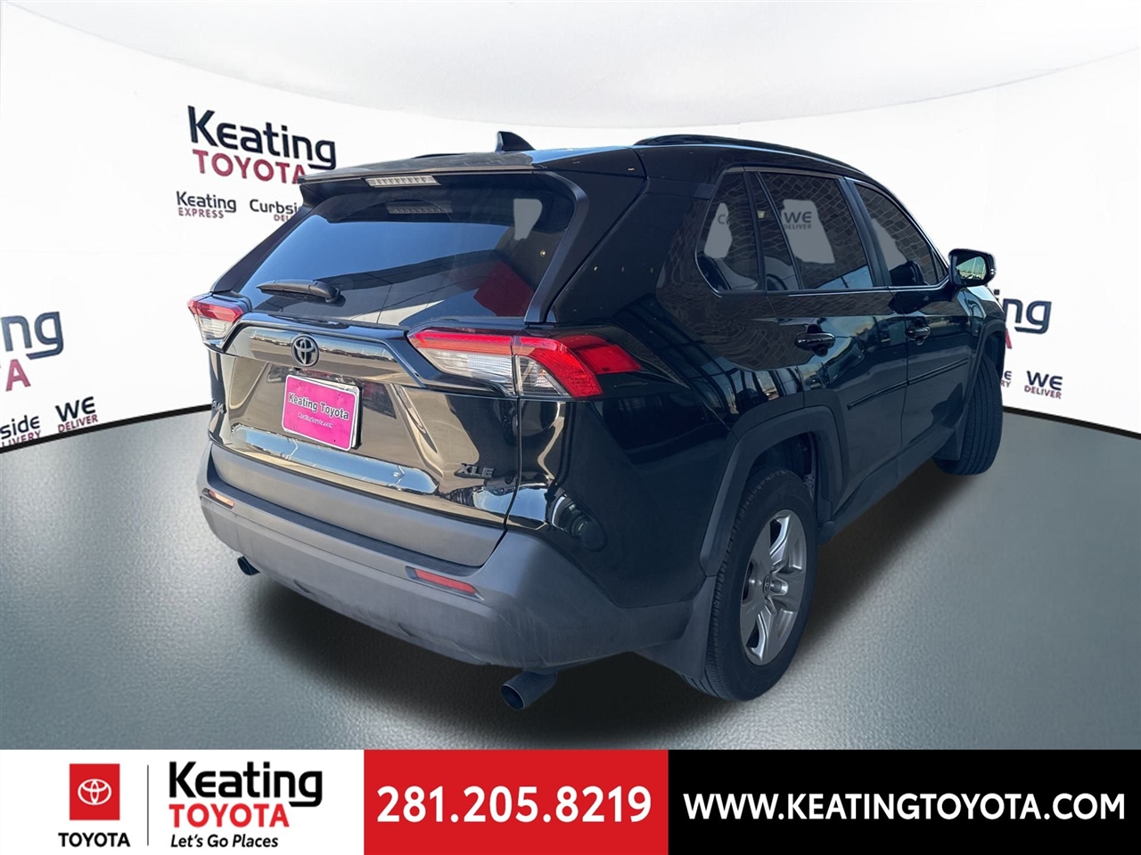 Toyota RAV4 XLE 2024