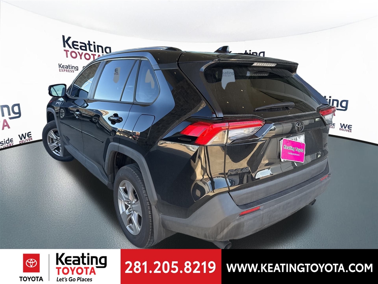 Toyota RAV4 XLE 2024