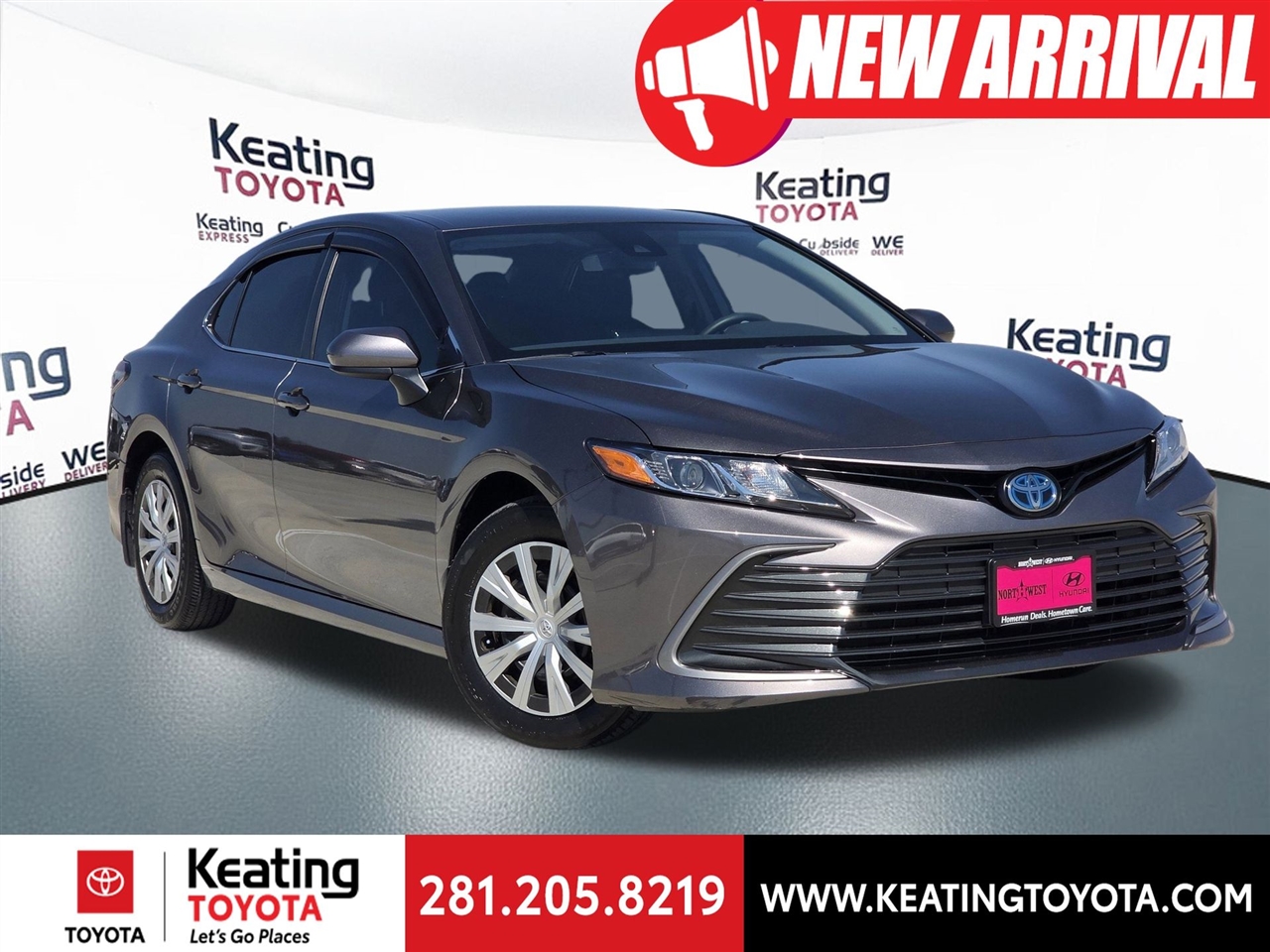 Toyota Camry Hybrid LE 2023