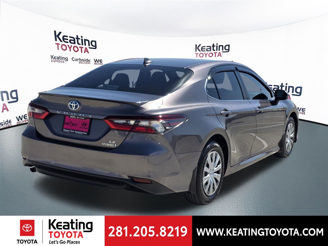 Toyota Camry Hybrid LE 2023