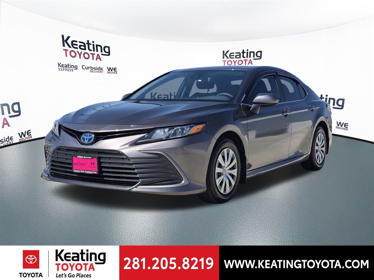 Toyota Camry Hybrid LE 2023